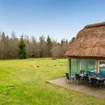 Large Pool House For 20 People, Where Hunting Is Allowed In The Adjacent Forest *