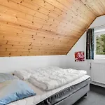 Large Pool House For 20 People, Where Hunting Is Allowed In The Adjacent Forest
