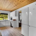 Large Pool House For 20 People, Where Hunting Is Allowed In The Adjacent Forest