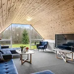 Large Pool House For 20 People, Where Hunting Is Allowed In The Adjacent Forest