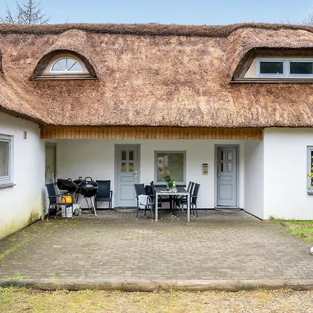 Large Pool House For 20 People, Where Hunting Is Allowed In The Adjacent Forest