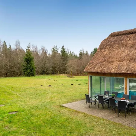 Large Pool House For 20 People, On A Large Natural Plot With Associated Forest Area *