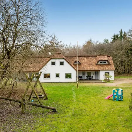 Feriehus Large Pool House For 20 People, Where Hunting Is Allowed In The Adjacent Forest *