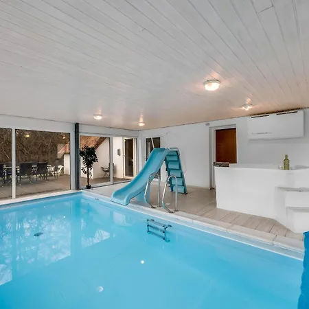 Large Pool House For 20 People, On A Large Natural Plot With Associated Forest Area Brande