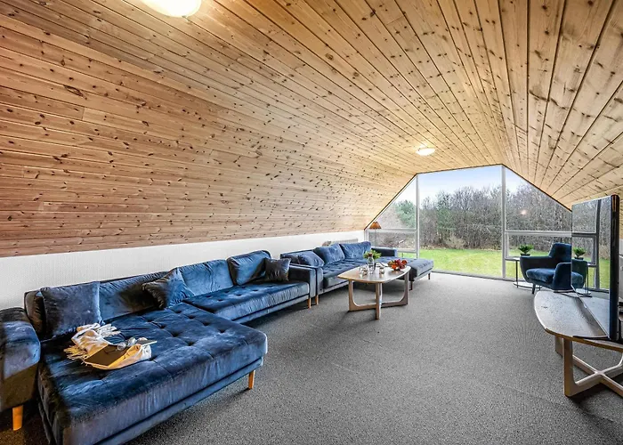 Feriehus Large Pool House For 20 People, Where Hunting Is Allowed In The Adjacent Forest *